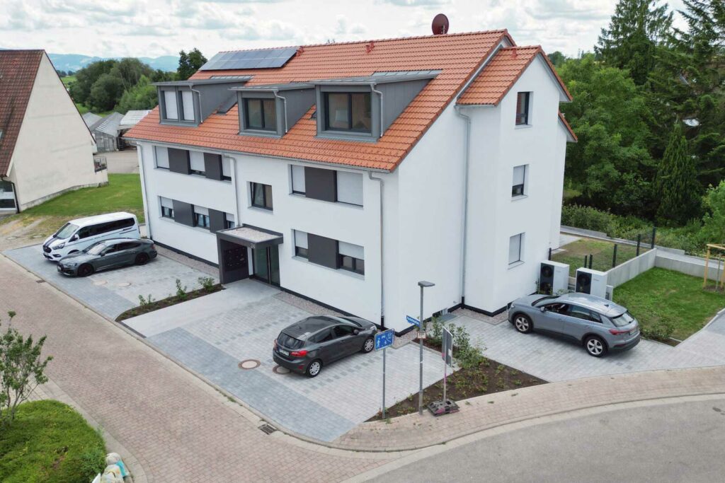 projektbau-freiburg-eigentumswohnungen-march-holzhausen-1-1920x1280px