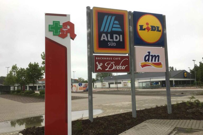 projektbau-freiburg-planungsauftrag-apotheke-baden-baden-2