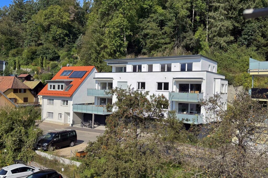 projektbau-freiburg-planungsauftrag-mehrfamilienhaus-freiburg-ebnet-1-1920x1280px