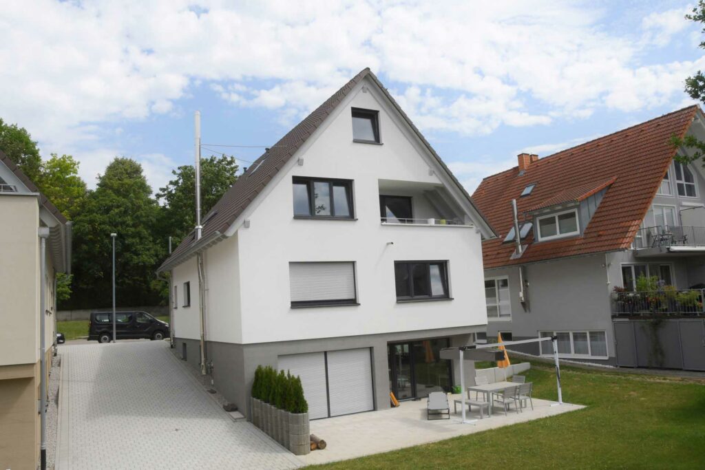 projektbau-freiburg-planungsauftrag-mehrfamilienhaus-freiburg-hochdorf-4-1920x1280px